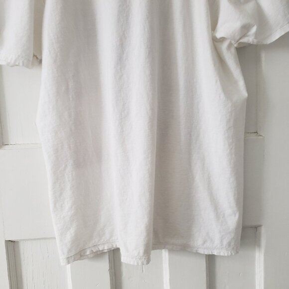 Taylor Swift RED Taylors Version Album Ringer Album Cotton Tee White Sz M - Picture 9 of 11